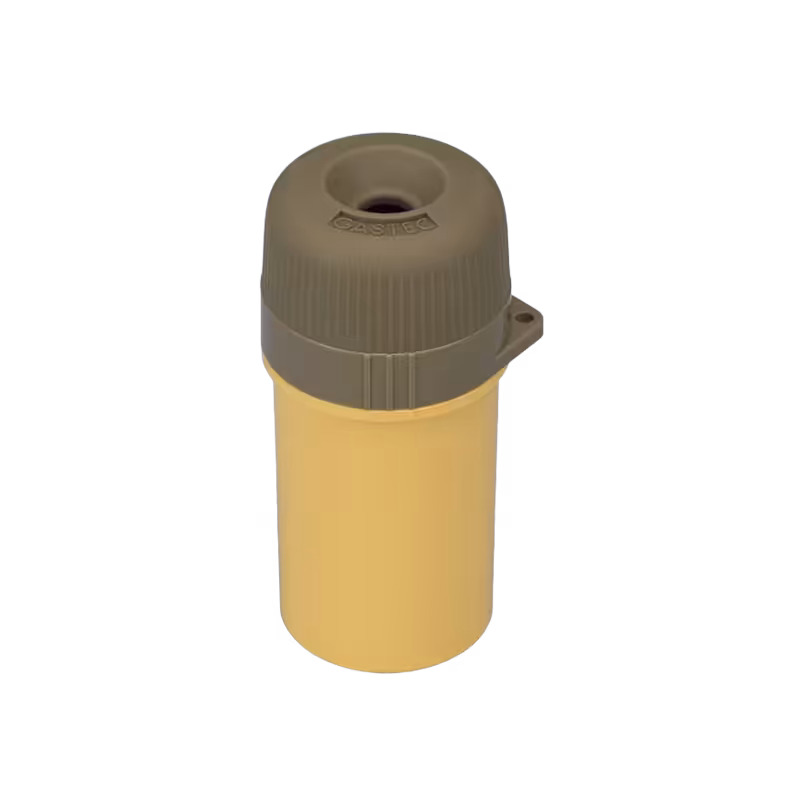 Casse-tube avec réservoir